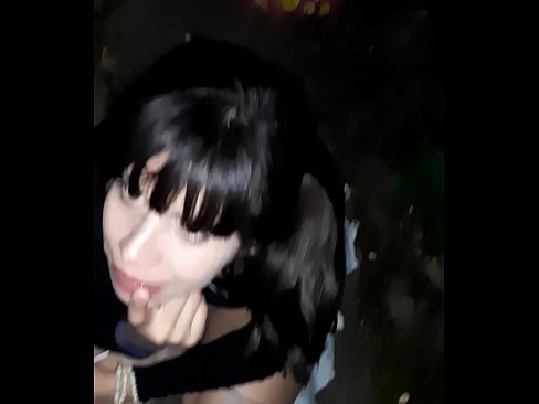 ❤️ Në rrugë penisi i fryrë në këmbim të karamele ❌ Video seksi në pornografi sq.xxxnd.ru ❌️